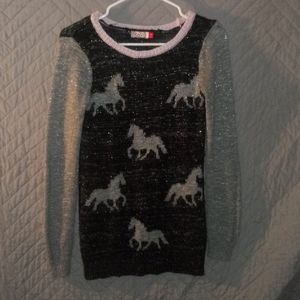 So her 17 long sleeve sweater size 16